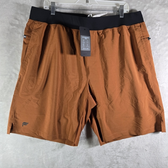 Fabletics Franchise Short Lined Mens Size 2XL XXL 9” Zip Pockets Rust Orange NWT - Picture 1 of 9